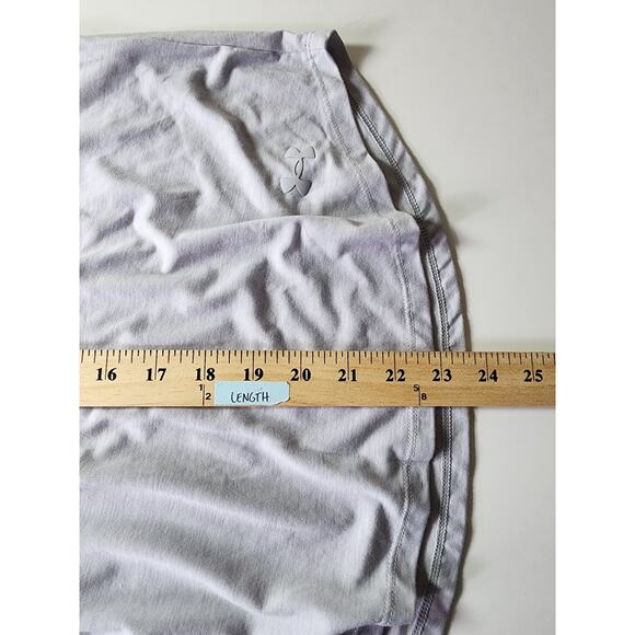 UNDER ARMOUR + STEAMBOAT SPRINGS CO Lightweight Gray V-Neck Tee SZ M - NWT - Picture 8 of 8